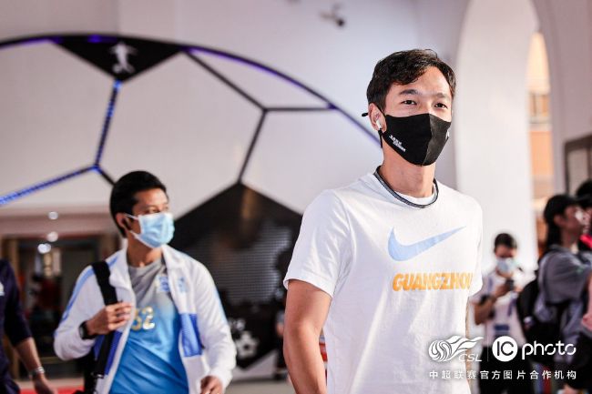 最终曼联2-1切尔西。